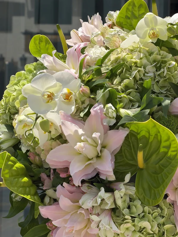 lilly-garden-basket-004-1.webp