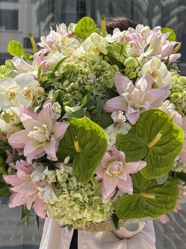 lilly-garden-basket-006-1.webp